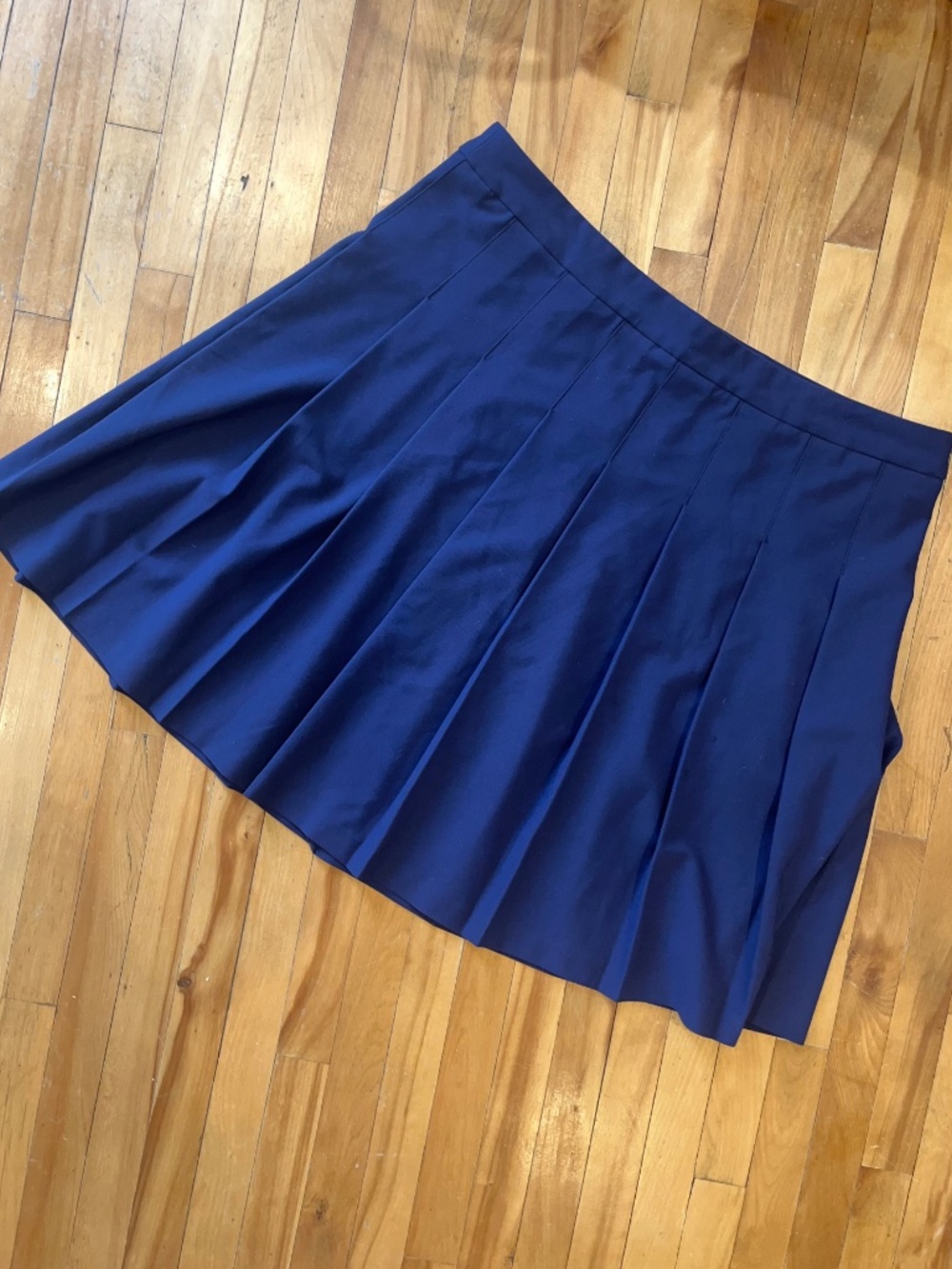 Aritzia navy pleated knee-length skirt  - Sunday Best "Olive", Size 16